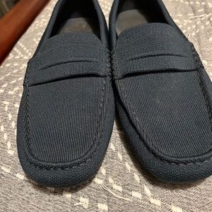 Rothys size 10 Men's navy blue “The Driver” loafers